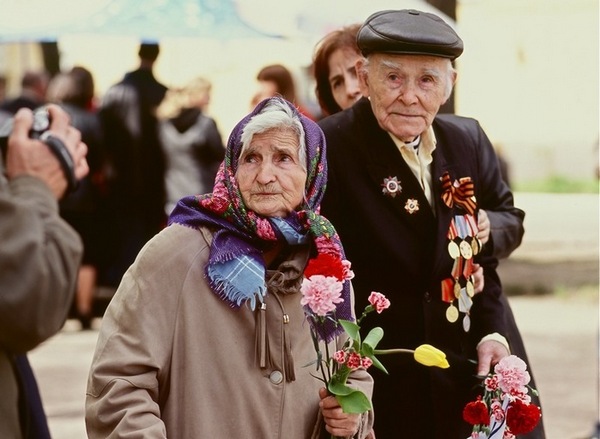 ПЕСНИ, ОБЪЕДИНЯЮЩИЕ ПОКОЛЕНИЯ