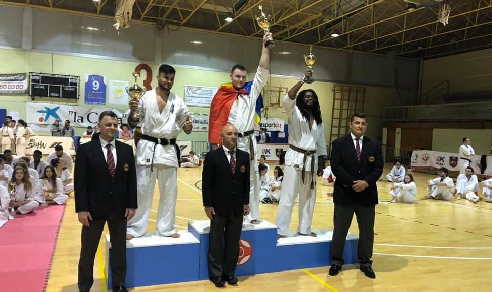 МОЛДОВА ГОТОВИТ ЧЕМПИОНОВ ПО КАРАТЕ КИОКУШИНКАЙ